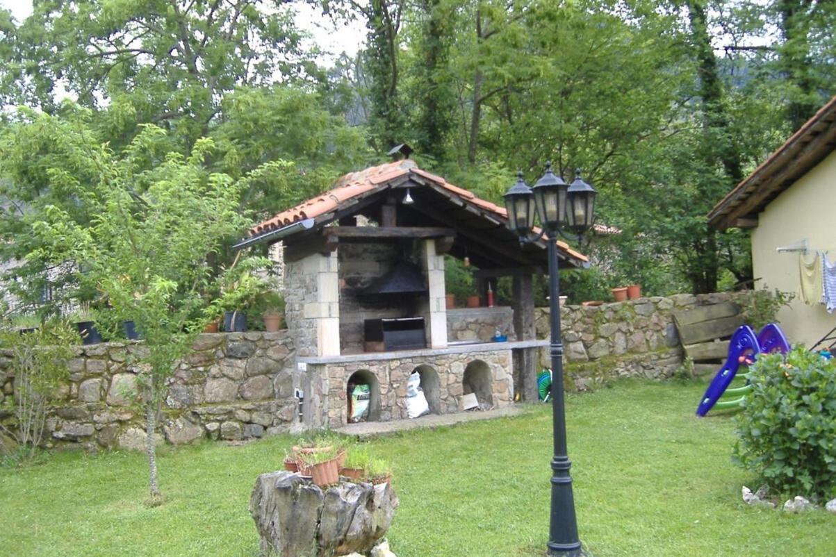 Casa Rural Caborzal Renedo De Cabuerniga Exterior foto