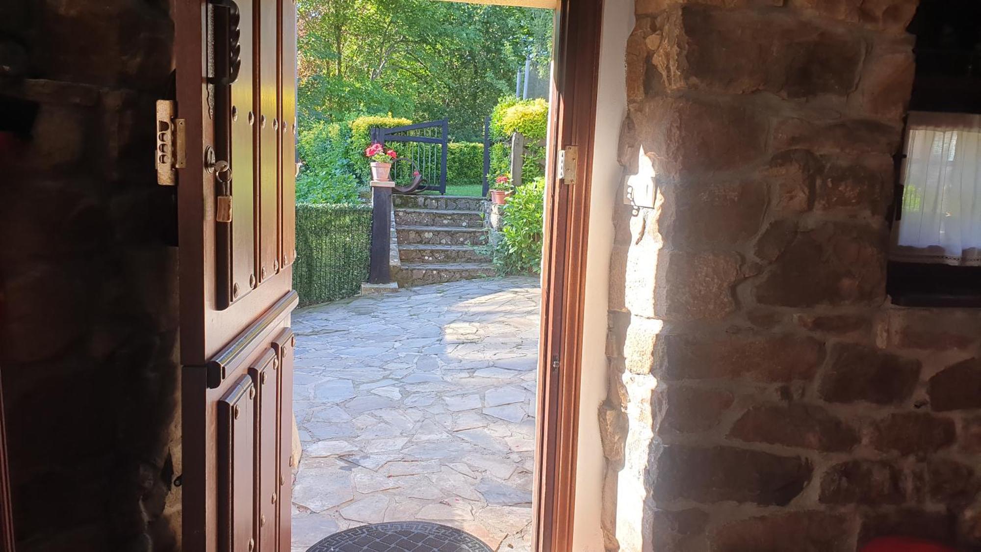 Casa Rural Caborzal Renedo De Cabuerniga Exterior foto